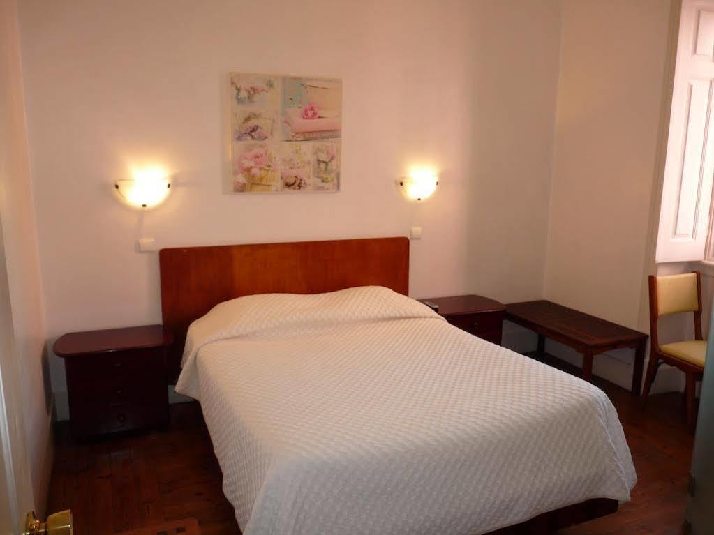 Casa Londres Hotel Estoril Buitenkant foto
