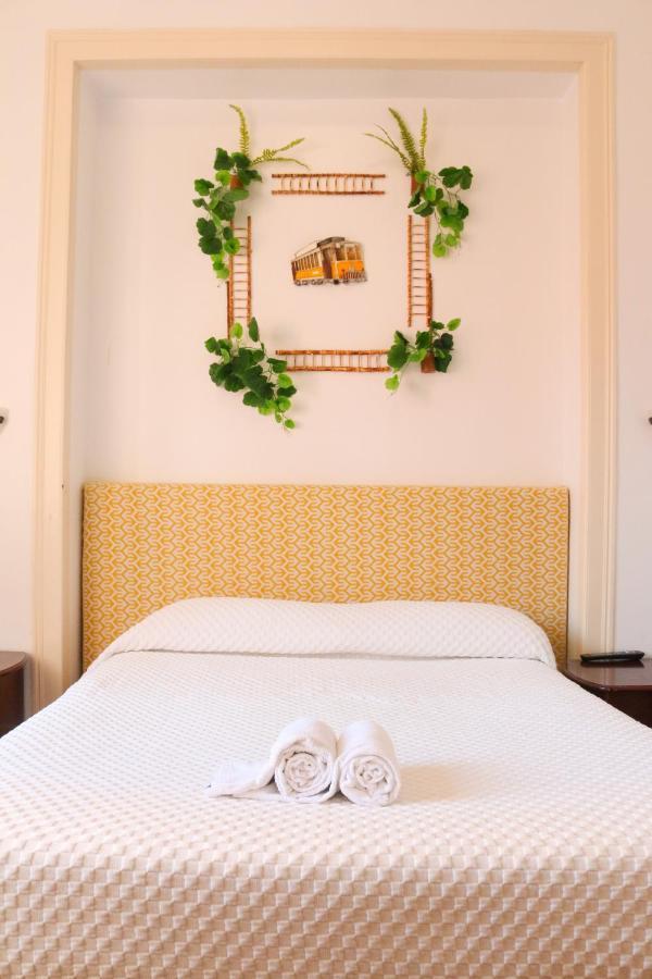 Casa Londres Hotel Estoril Buitenkant foto
